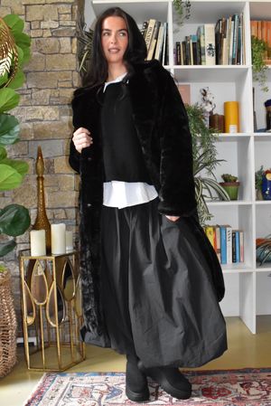Mara Luxury Faux Fur Long Coat Black 